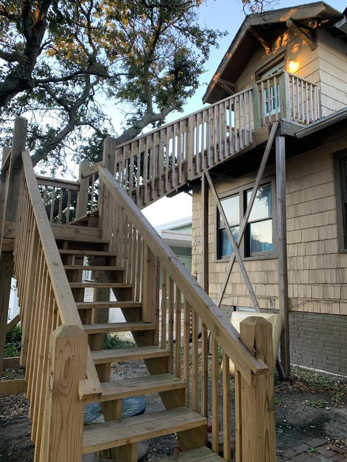 Rustic Rooftop Delight - Bay Front Apts Norfolk Buitenkant foto